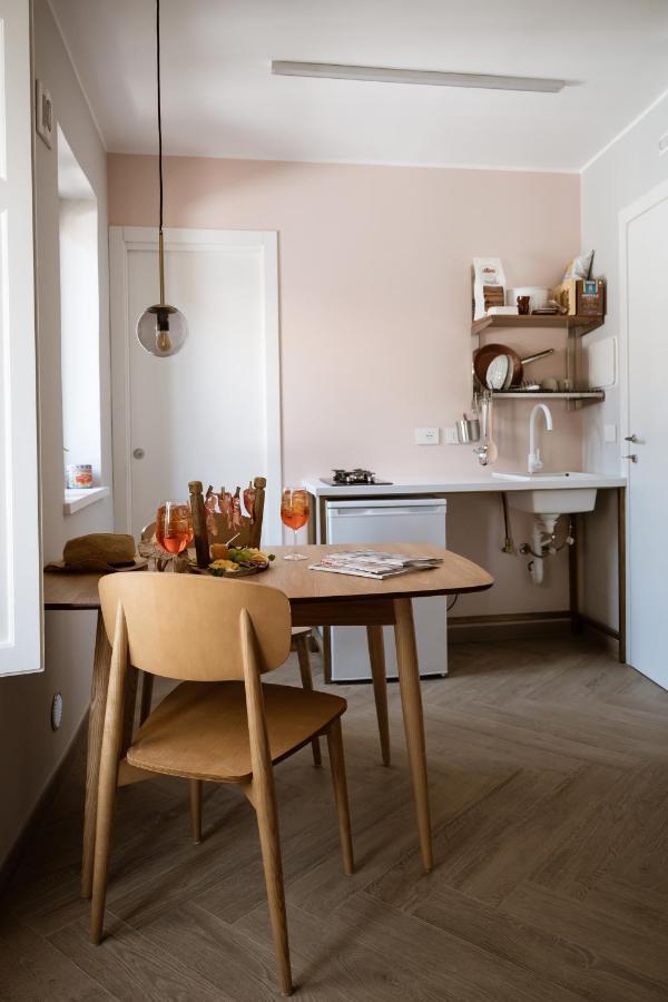 Vetriera41 Apartment Кастелбуоно Екстериор снимка